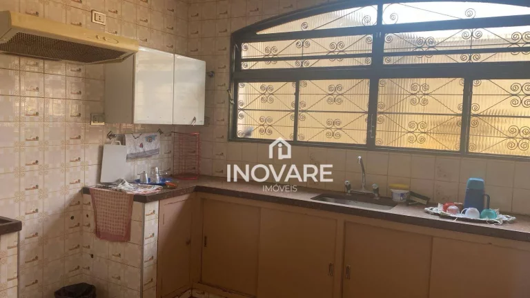 Imagem Casa com 3 dormitórios para alugar, 170 m² por R$ 4.500,00/mês - Setor Central - Itumbiara/GO