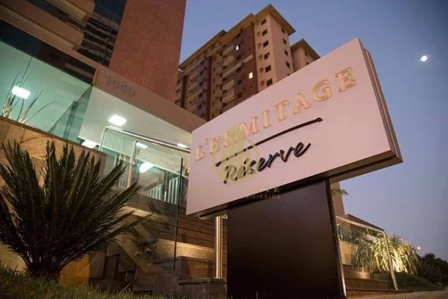 Imagem Apartamento de 4 suítes e 4 vagas de garargem