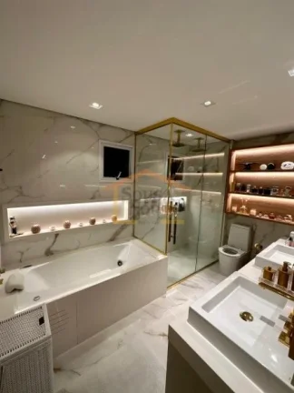 Imagem Apartamento alto padrão, 215m², 4 dormitórios, sendo 3 suítes, escritório, sala ampla para dois...