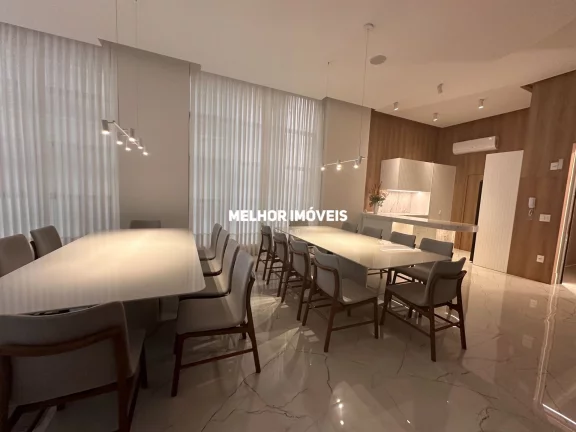 Imagem Cobertura Duplex nova á venda com 5 suítes e 6 vagas de garagem localizada em Balneário Camboriú