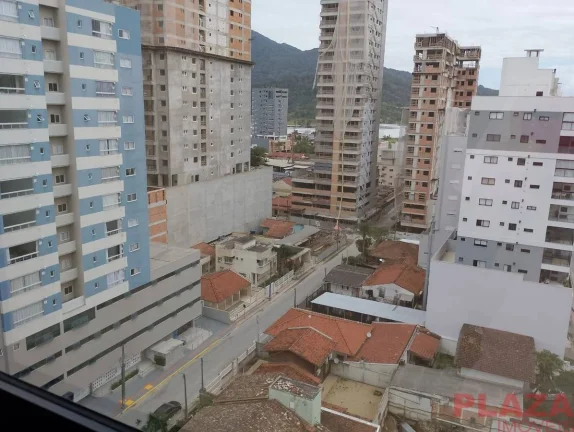 Imagem ️ Apartamento Alto Padrão – 3 Suítes | 2 Vagas | Vista Lateral para o Mar | 100m da Praia | Porto Belo