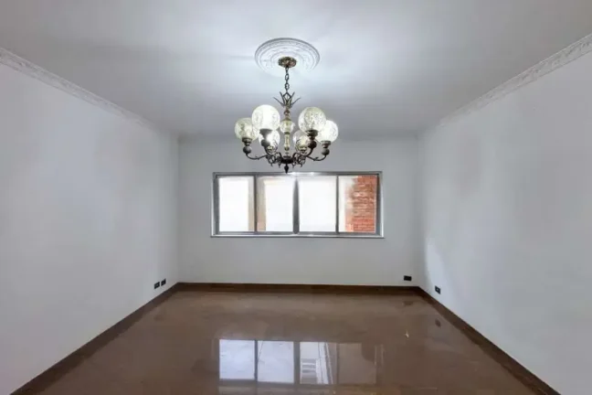 Imagem Sobrado 4 dormitórios com 6 vagas - Jardim Vila Formosa