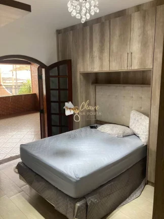 Imagem Sobrado amplo à venda em São João Clímaco com 4 Dormitórios