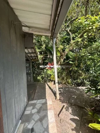 Imagem Casa á venda com 3 dormitórios localizada em Blumenau - SC