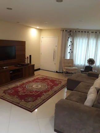 Imagem Sobrado Maravilhoso com 311 m² 3 Dormitórios sendo 3 Suítes Estuda Permuta
