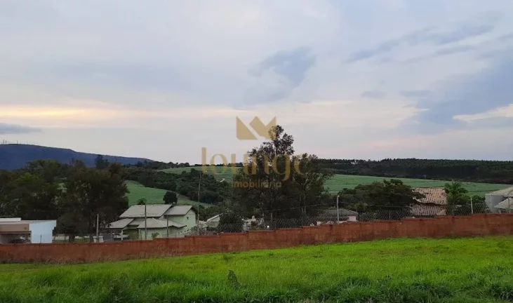 Imagem Terreno à venda em Condomínio Centro - Araçoiaba da Serra/SP