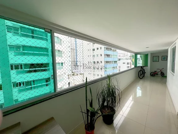 Imagem Apartamento com 3 suítes à venda no Pioneiros em Balneário Camboriú/SC
