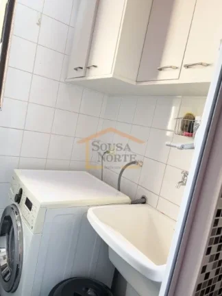 Imagem Apartamento de 84m², conta com 2 dormitórios, sendo 1 suíte, 2 banheiros, dispõe de ar-condicion...
