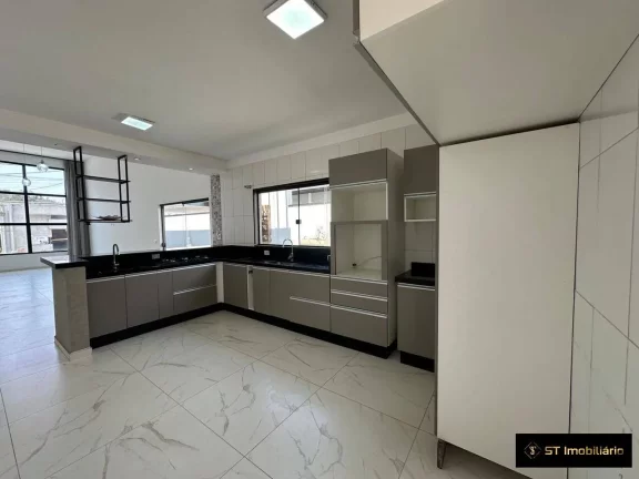Imagem Casa à venda em Atibaia/SP - Condomínio Buona Vita - Valor de Oportunidade!