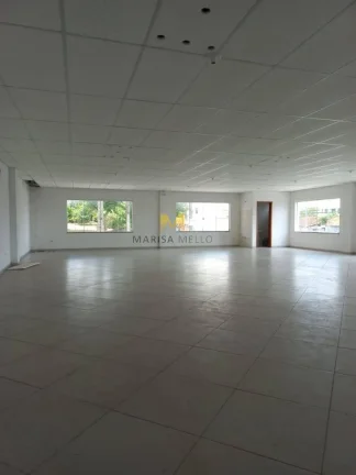 Imagem Sala comercial para locação, vão livre de 414m2, pode ser dividida em várias salas no Centro de Piraquara!!!