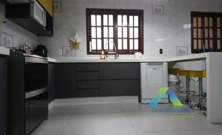 Imagem Sobrado alto padrão 495 metros, 10 vagas de garagem, espaço gourmet todo decorado designer moderno.