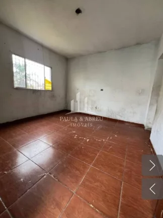 Imagem Casa com 183m², Escritura, 2 Quartos, Sala, Copa, Cozinha e 1 Banheiro, 2 Vagas, no Jardim Itapark, Mauá-SP