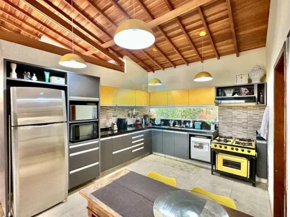 Imagem Casa em Condomínio a Venda no bairro Granja Viana - Cotia, SP
