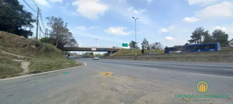 Imagem Área plana no retorno da Raposo Tavares, a 5 km do Rodoanel Mario Covas