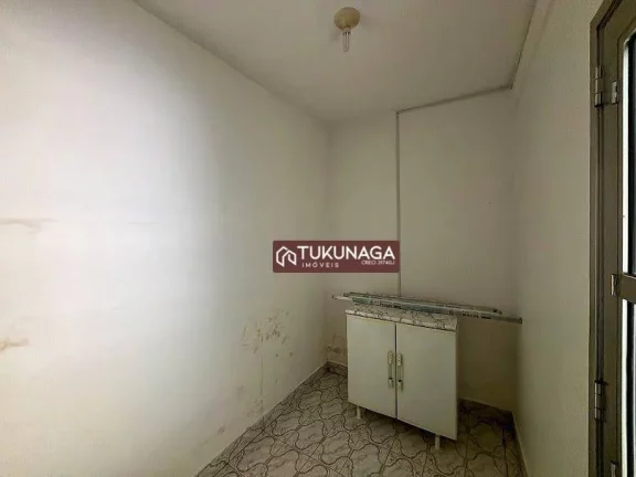 Imagem Sobrado com 3 quartos para alugar, 74 m² por R$ 3.148/mês - Cidade Brasil - Guarulhos/SP
