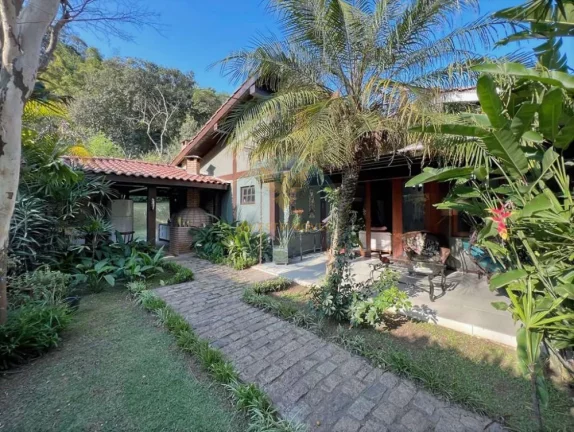 Imagem Casa em Condomínio a Venda no bairro Granja Viana - Carapicuíba, SP