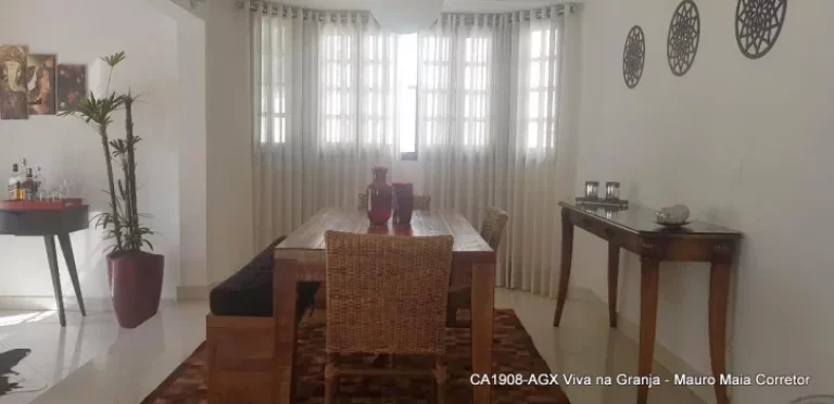Imagem Casa com 4 dormitórios à venda, 288 m² -Granja Viana - Carapicuíba/SP