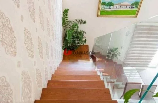 Imagem Sobrado à venda 4 Quartos, 3 Suites, 4 Vagas, 260M², Jardim São Caetano, São Caetano do Sul - SP