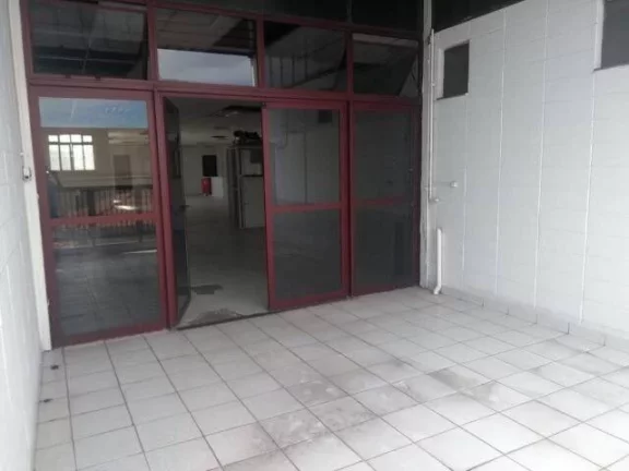 Imagem Galpão pode ser Deposito e Armazém 1000 m² Pé Direito 6 m² 4 Vagas