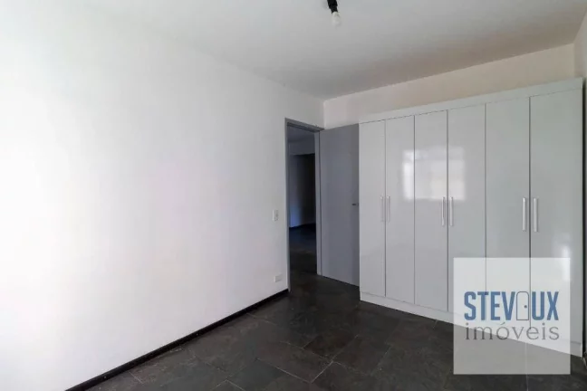 Imagem Apartamento com 2 dormitórios a venda em Moema Pássaros