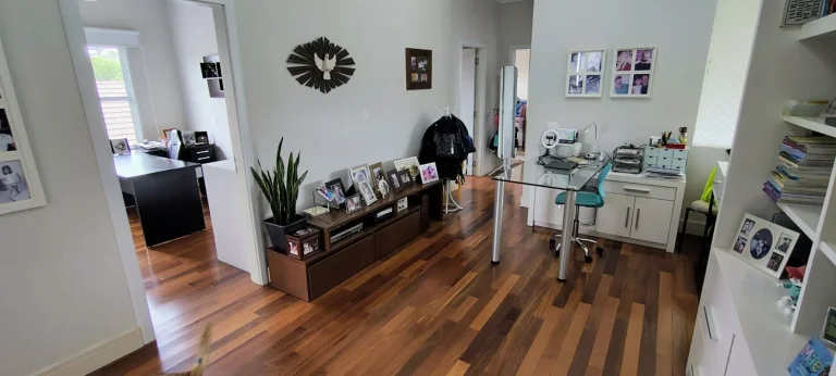 Imagem Casa em condominio fechado, 4 dormitórios, Santa Felicidade
