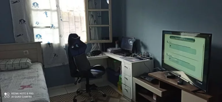 Imagem Sobrado com 4 dormitórios à venda, 245 m² por R$ 1.200.000,00 - Jardim Medina - Poá/SP