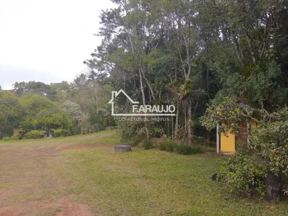 Imagem Sítio à venda em Tapiraí com 10 alqueires 5 quartos, 10 vagas