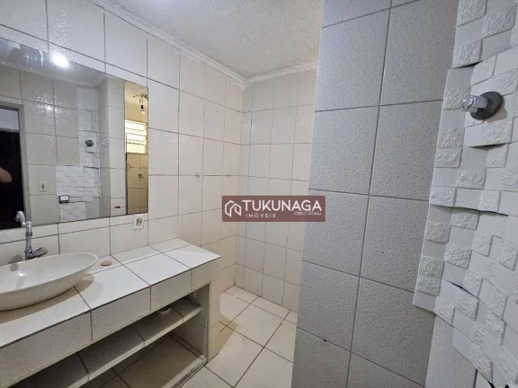 Imagem Casa com 3 dormitórios para alugar, 243 m² por R$ 6.000,00/mês - Vila Augusta - Guarulhos/SP