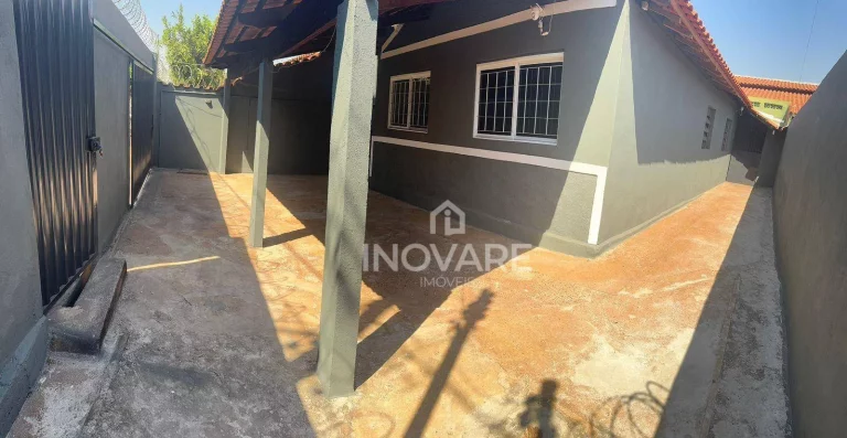 Imagem Casa com 3 dormitórios para alugar, 120 m² por R$ 1.000,00/mês - Social - Itumbiara/GO