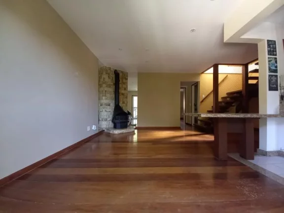 Apartamento para Venda em Teresópolis / RJ no bairro Bom Retiro