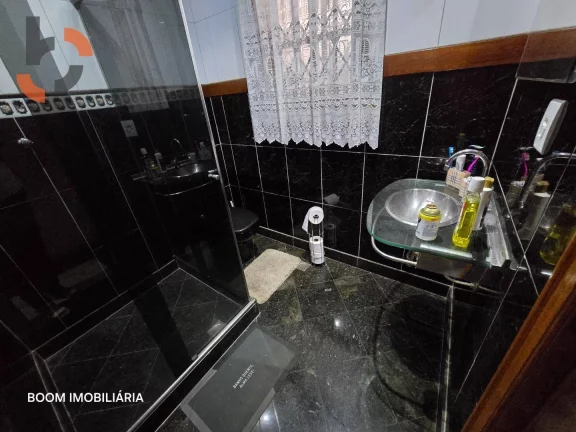 Imagem Casa com 4 dormitórios à venda, 243 m² por R$ 880.000,00 - Caonze - Nova Iguaçu/RJ