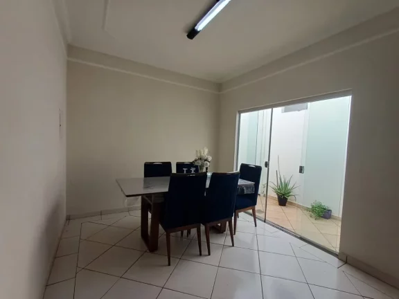 Imagem Casa de vila para venda em Residencial São Vicente com 3 quartos, sendo 1 suíte, 149m2