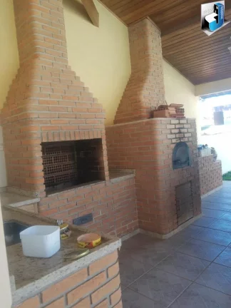 Imagem Linda casa a venda no Condomínio Ninho Verde I Eco Residence - Porangaba/SP.