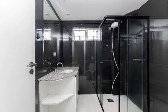 Imagem Apartamento para Venda em Curitiba, Água Verde, 3 dormitórios, 1 suíte, 2 banheiros, 2 vagas