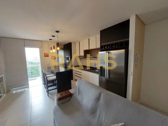 Imagem Cobertura Plana mobiliada, com 125 m² privativos, sendo 2 suítes, sala de estar jantar, cozinha, l...