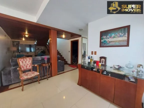 Imagem Casa Alto Padrão a Venda no bairro Centro - Pelotas, RS