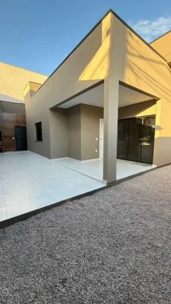 Imagem Casa nova mobiliada com 2 suítes e 2 vagas + Sala Comercial no Bairro Morretes, Itapema/SC