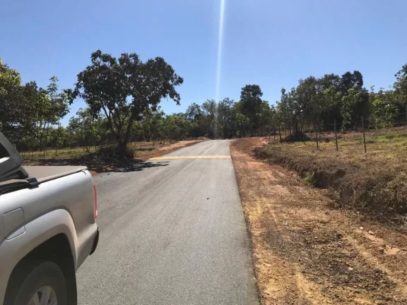 Imagem EXCELENTE RANCHO COMPLETO COM ACESSO Á ÁGUA EM ESTREITO COM ASFALTO ATÉ Á PORTA - 04 dormitórios sendo 03 suítes - Varanda contornando toda á casa