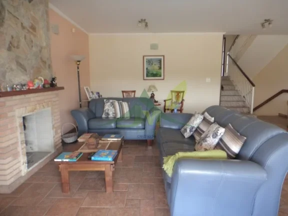 Imagem Linda Casa em Atibaia na Vila Gardênia 522m²