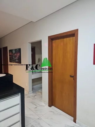 Imagem Casa para Venda em Limeira, Jardim dos Jequitibás, 3 dormitórios, 1 suíte, 1 banheiro, 1 vaga