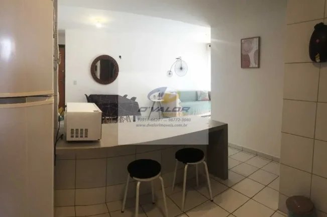 Imagem Vendo apartamento no Manaira- a 450 metros do mar, 2 quartos, sendo uma suíte