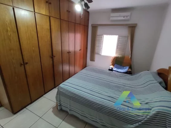 Imagem Duas casas à venda, Vila Liviero, São Paulo, SP