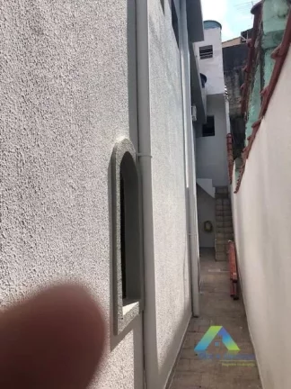 Imagem SANTO ANDRÉ Sobrado 225 metros, 4 dormitórios, EDICULA, 2 vagas, rua sem saída com tranquilidade e segurança ótimo valor e localização !!!