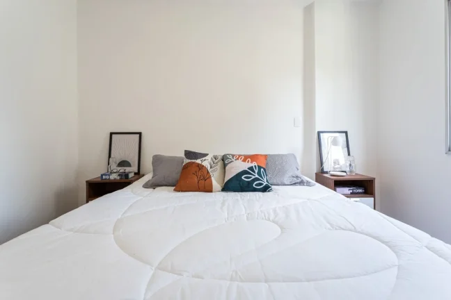 Imagem Apartamento 92M² Reformado, 3Q, 1 Suíte, 2 Banheiros, 2 Vagas, Varanda, Piscina, Churrasqueira, Academia, Salão de Festas e Jogos.
