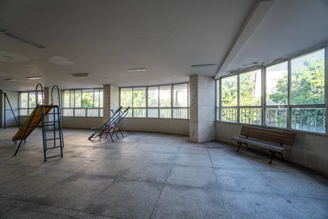 Imagem Apartamento para Venda em Rio de Janeiro, Tijuca, 4 dormitórios, 1 suíte, 4 banheiros, 1 vaga