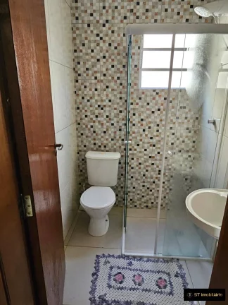 Imagem Casa á Venda em Terra Preta - Excelente localização e Acabamento