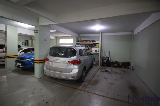 Amplo Apartamento com 4 Dormitórios, Suíte e Espaço Gourmet