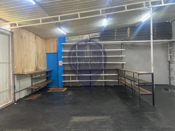 Imagem Galpão comercial à venda ou locação em São Paulo-SP, no Campos Elíseos: 1 sala, 2 banheiros, 422m² de área.