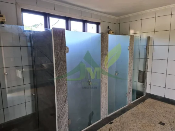 Imagem Linda Casa à Venda em Condomínio Beira Represa Piracaia