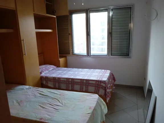 Imagem Apto com 2 dormitórios semi mobilado na Santa Cecilia.
